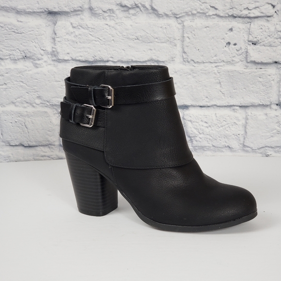 Madden Girl black booties - Picture 1 of 8